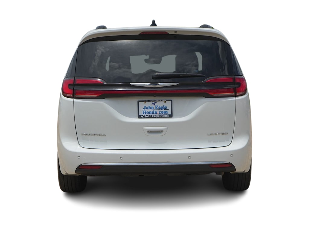 Thumbnail: 2023 Chrysler Pacifica - 5