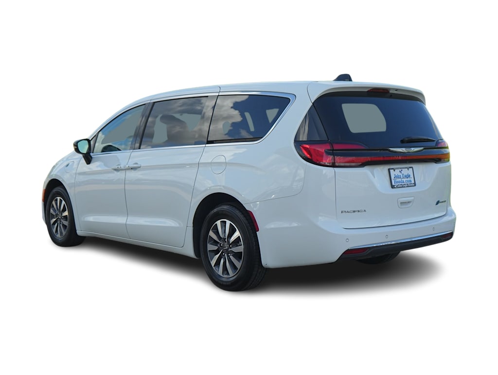Thumbnail: 2024 Chrysler Pacifica - 4