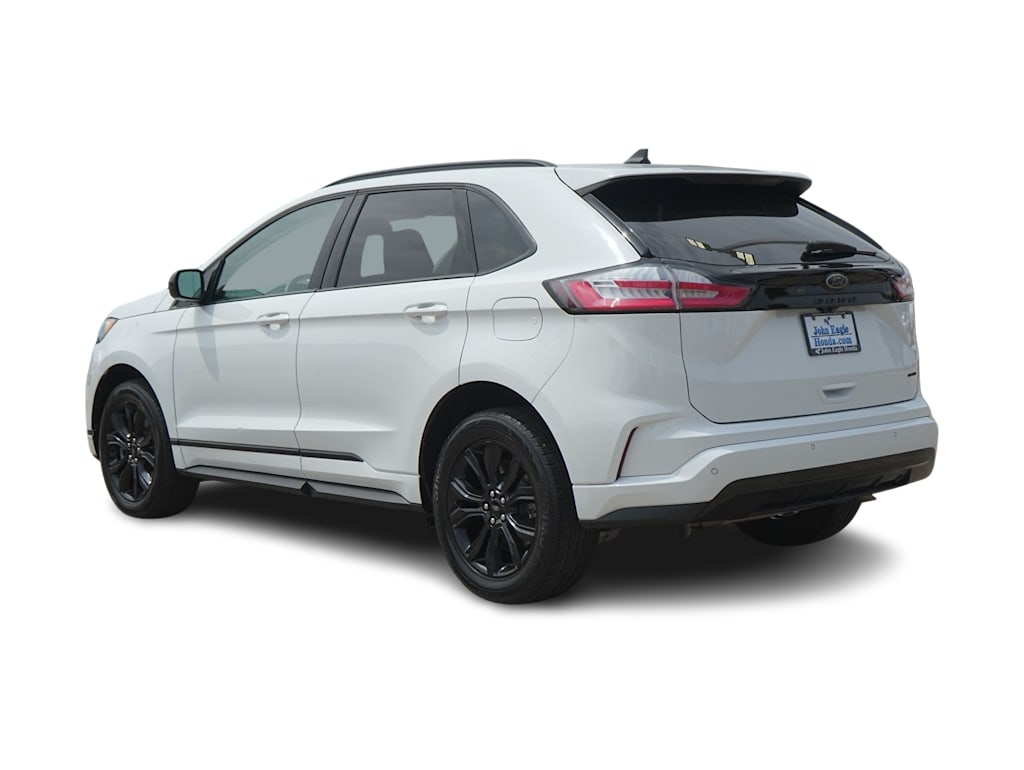 Thumbnail: 2023 Ford Edge - 4