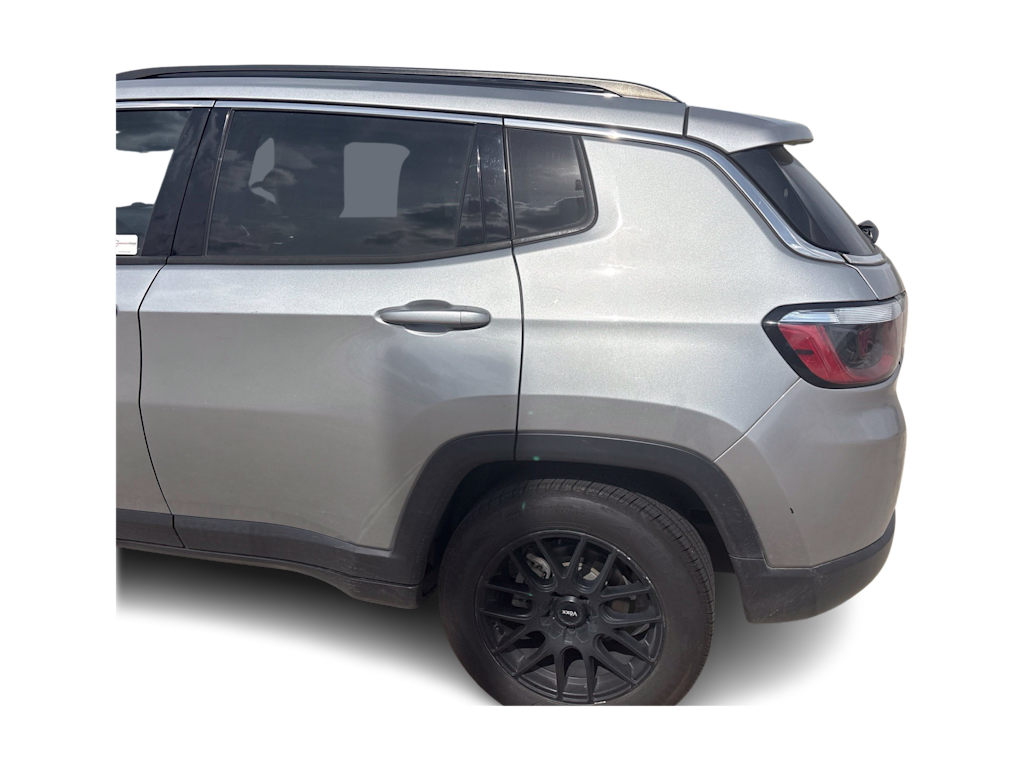 Thumbnail: 2021 Jeep Compass - 4