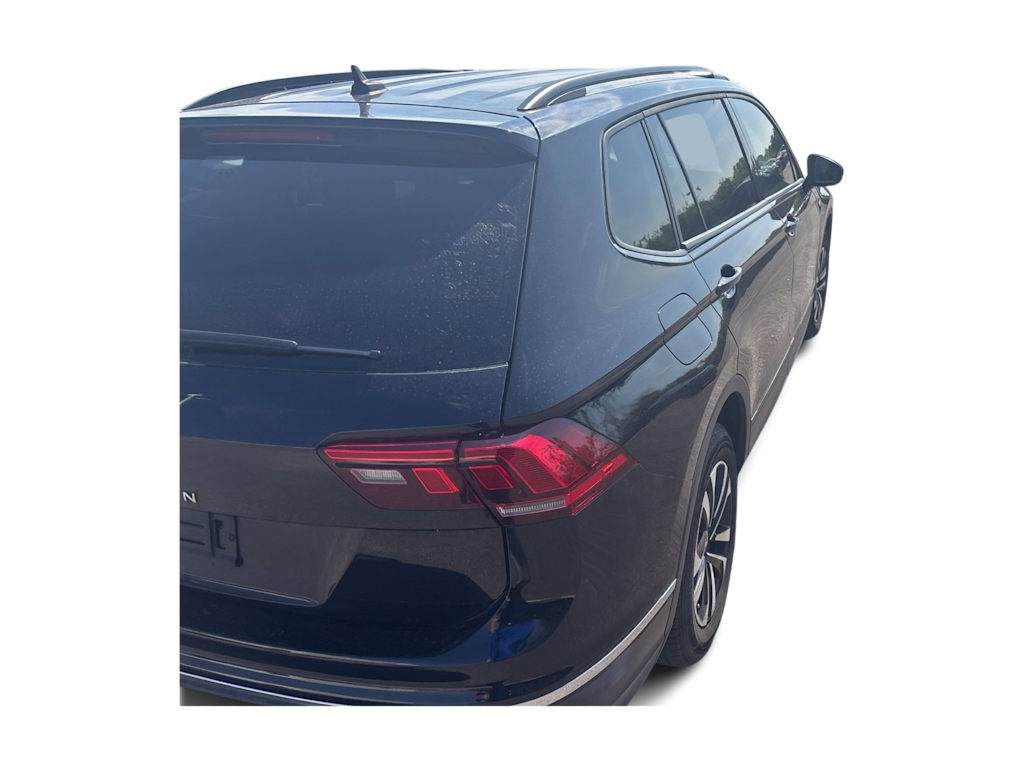 Thumbnail: 2023 Volkswagen Tiguan - 6