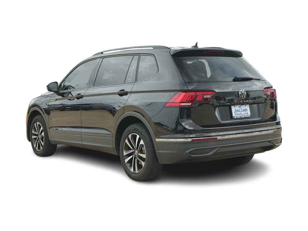 Thumbnail: 2023 Volkswagen Tiguan - 4