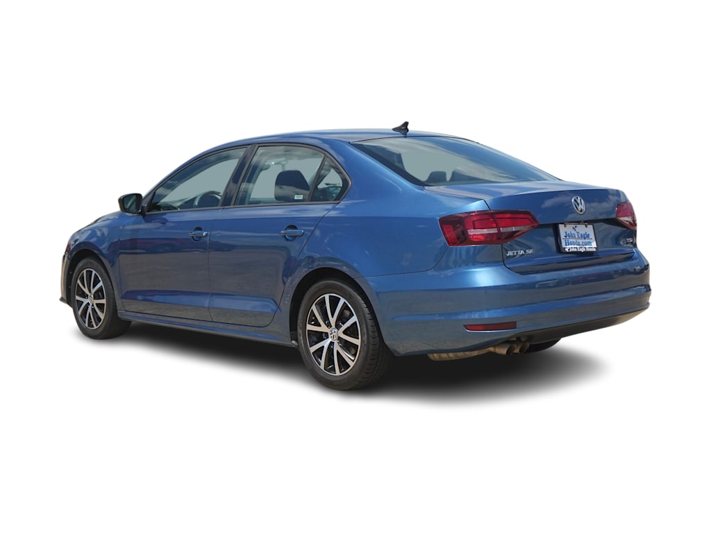 Thumbnail: 2016 Volkswagen Jetta - 4
