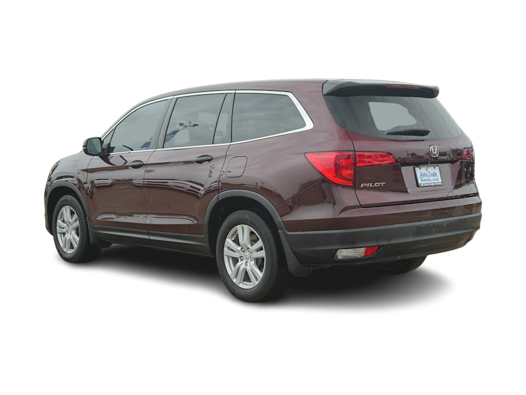 Thumbnail: 2016 Honda Pilot - 4