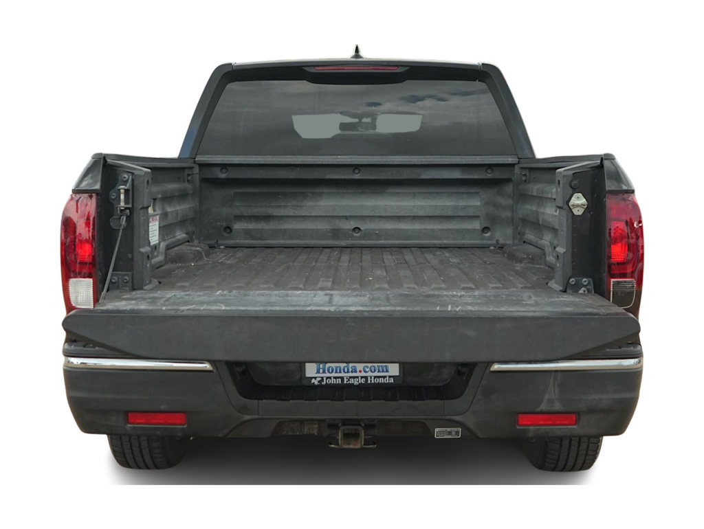 Thumbnail: 2017 Honda Ridgeline - 18