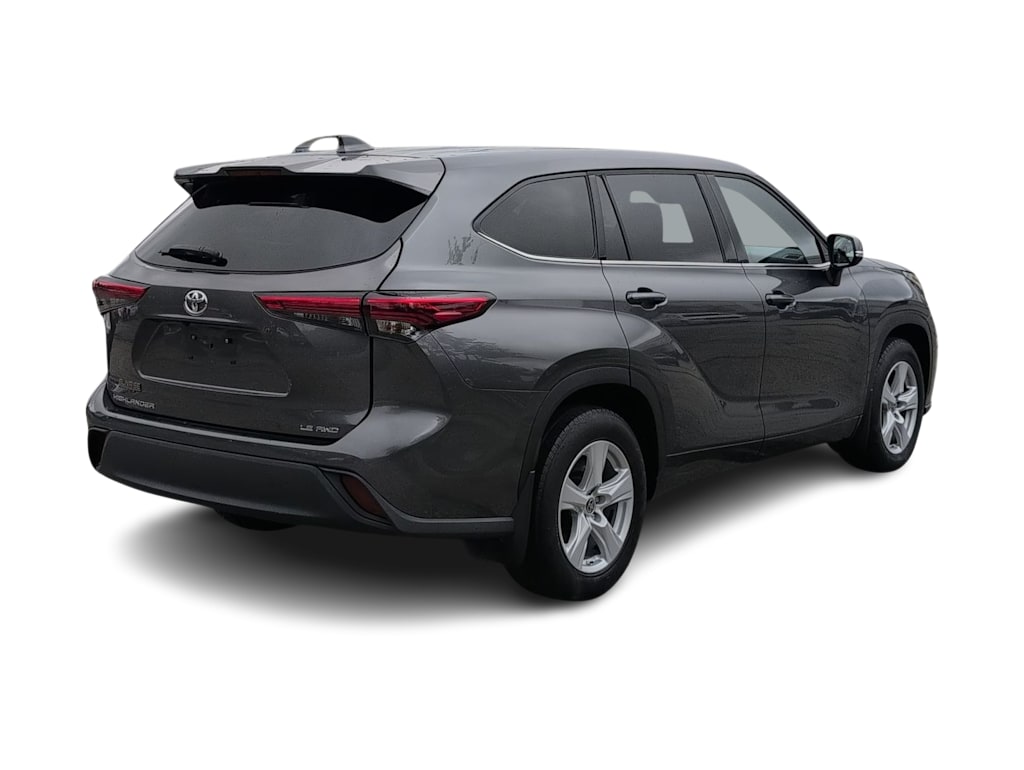 Thumbnail: 2021 Toyota Highlander - 21