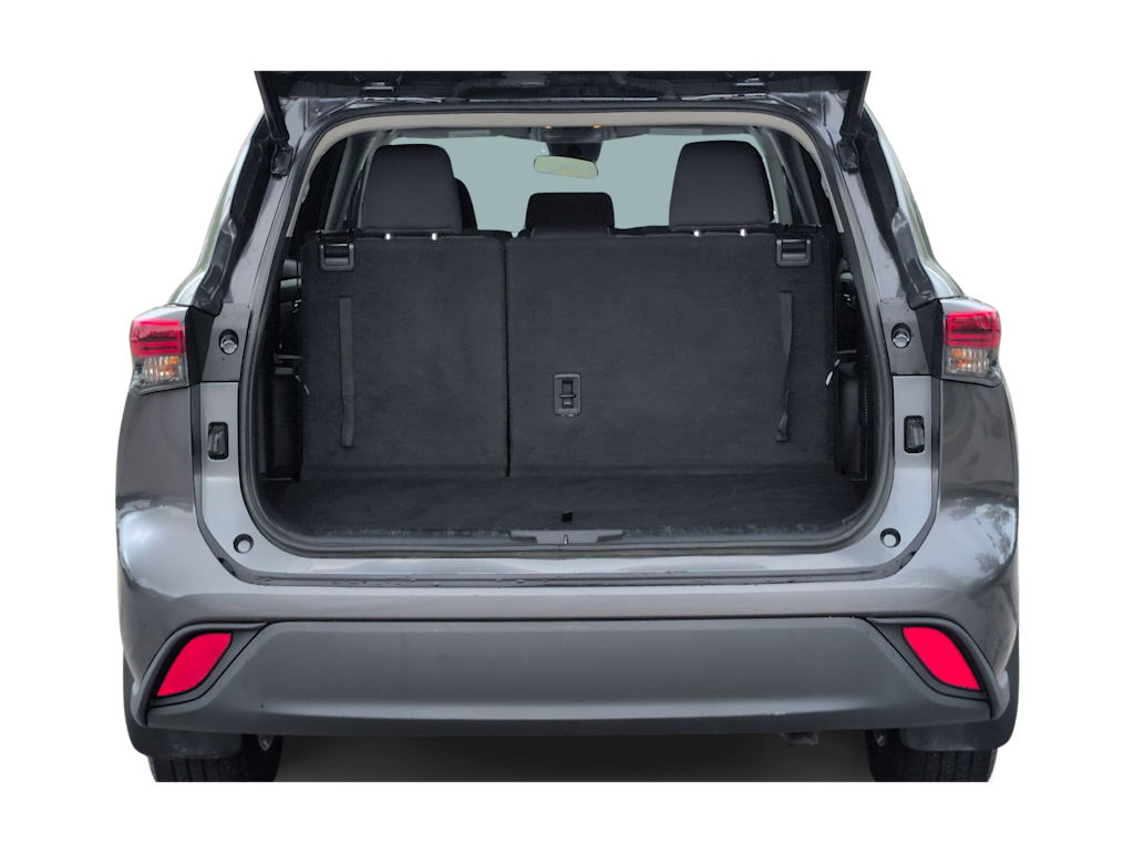Thumbnail: 2021 Toyota Highlander - 16