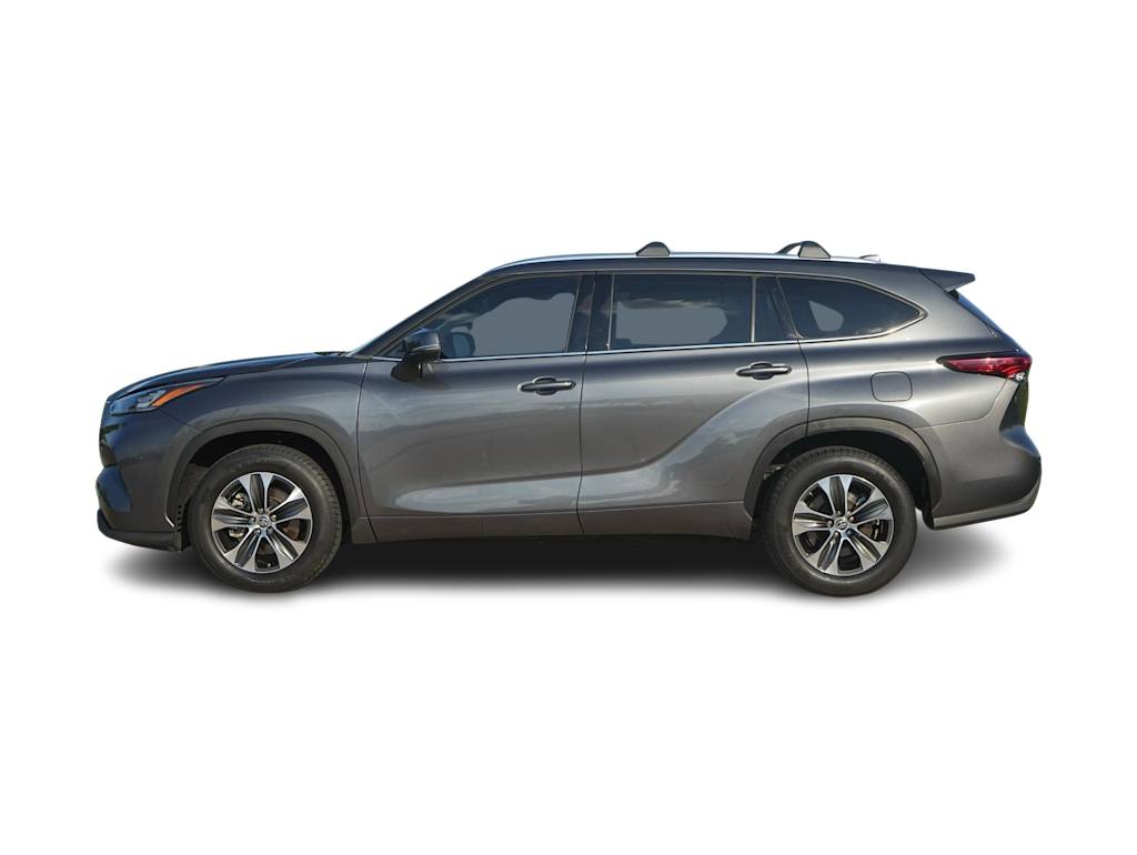 Thumbnail: 2020 Toyota Highlander - 3