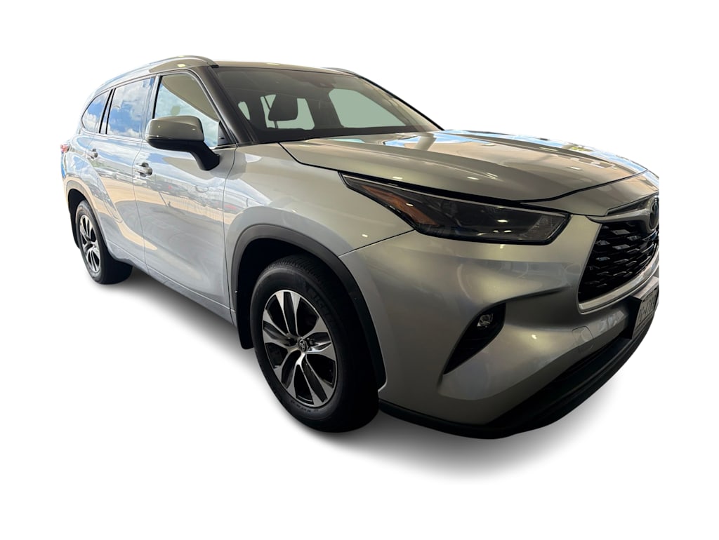 Thumbnail: 2021 Toyota Highlander - 8