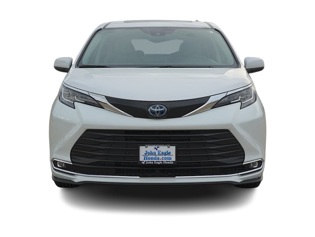Thumbnail: 2023 Toyota Sienna - 6