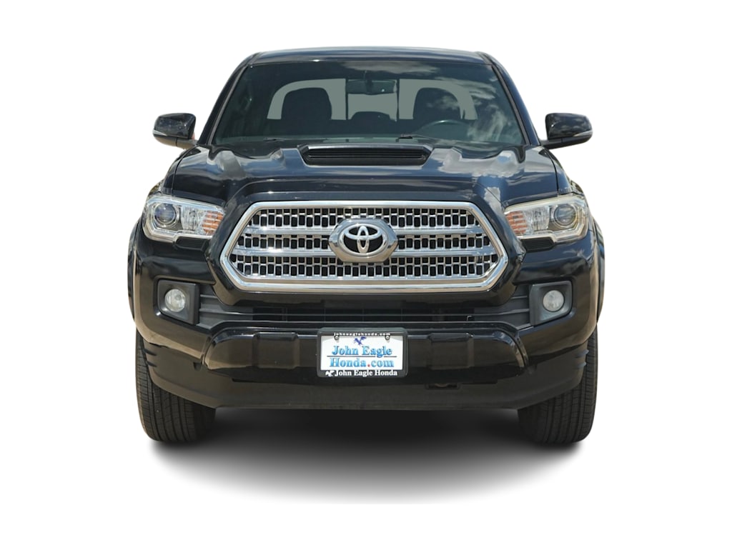 Thumbnail: 2017 Toyota Tacoma - 6