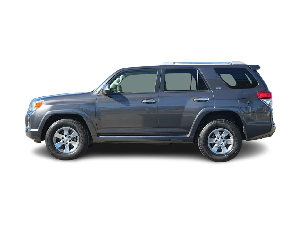 Thumbnail: 2013 Toyota 4Runner - 3