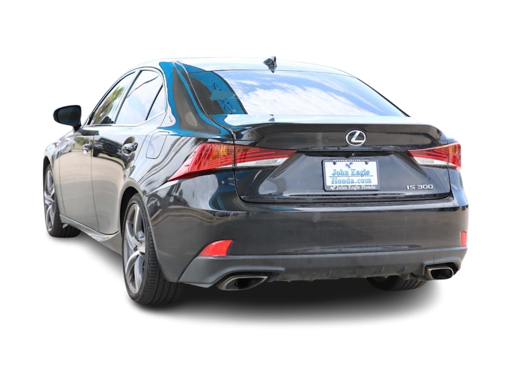 Thumbnail: 2020 Lexus IS - 4