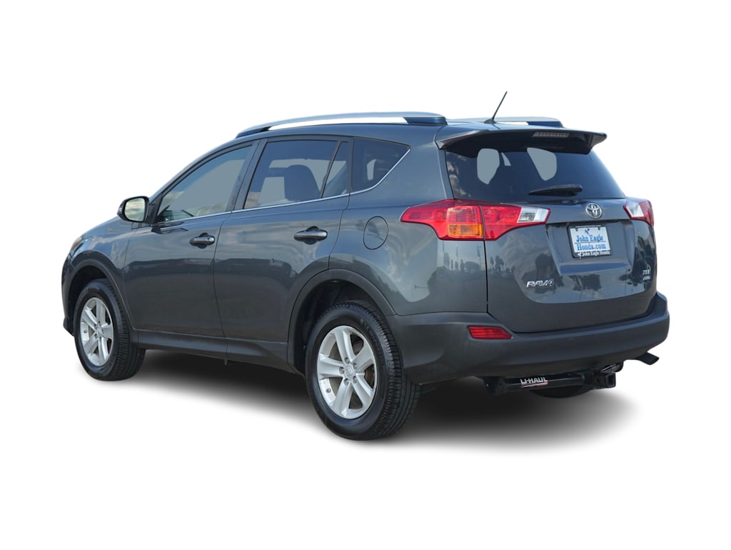 Thumbnail: 2013 Toyota RAV4 - 4