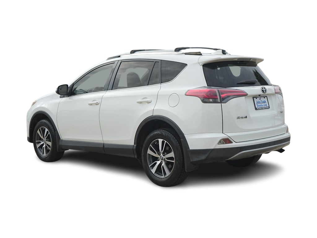 Thumbnail: 2017 Toyota RAV4 - 4