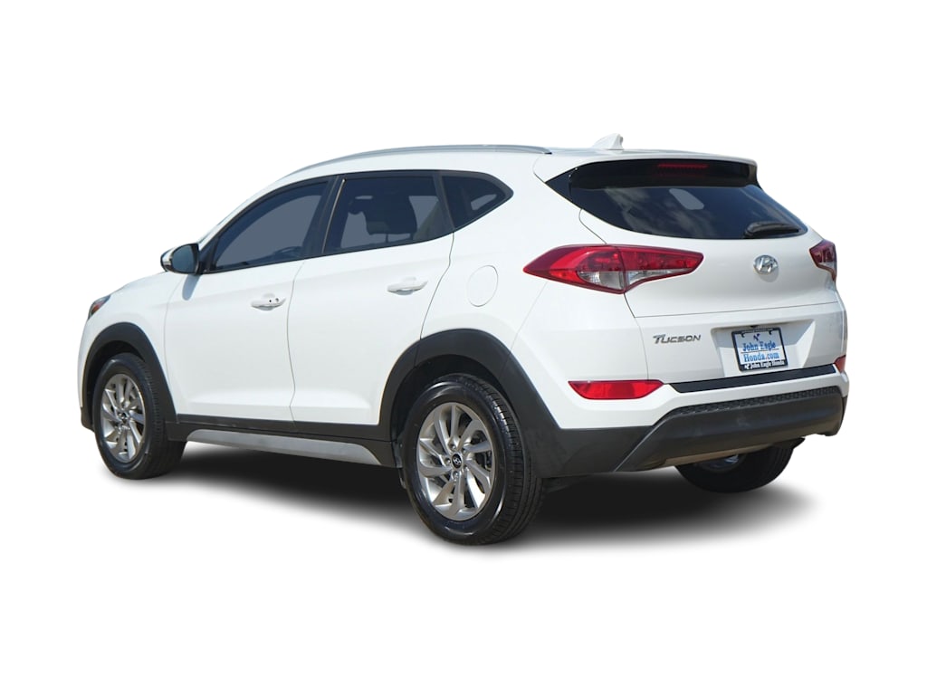 Thumbnail: 2017 Hyundai Tucson - 4