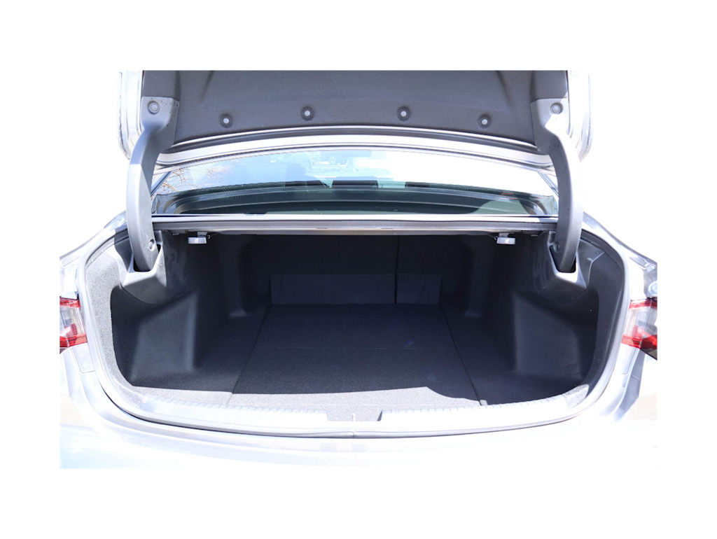 Thumbnail: 2025 Acura TLX - 17