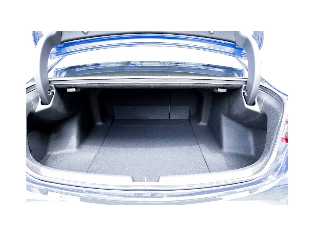 Thumbnail: 2025 Acura TLX - 18