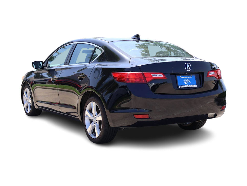 Thumbnail: 2015 Acura ILX - 4
