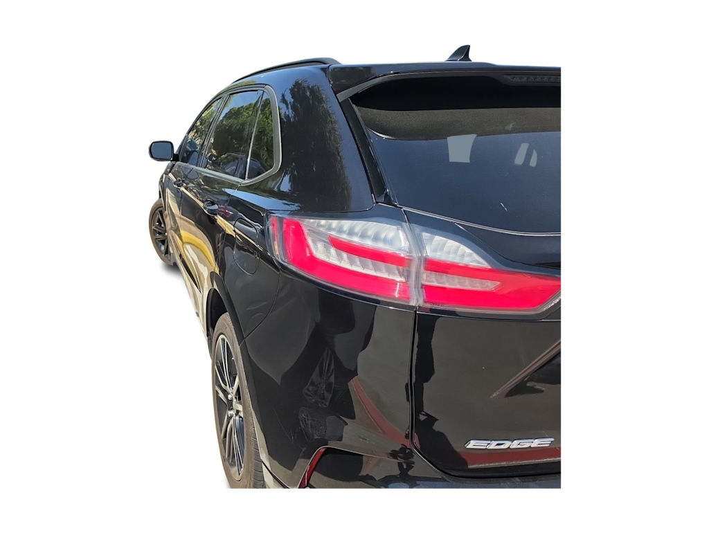 Thumbnail: 2020 Ford Edge - 3