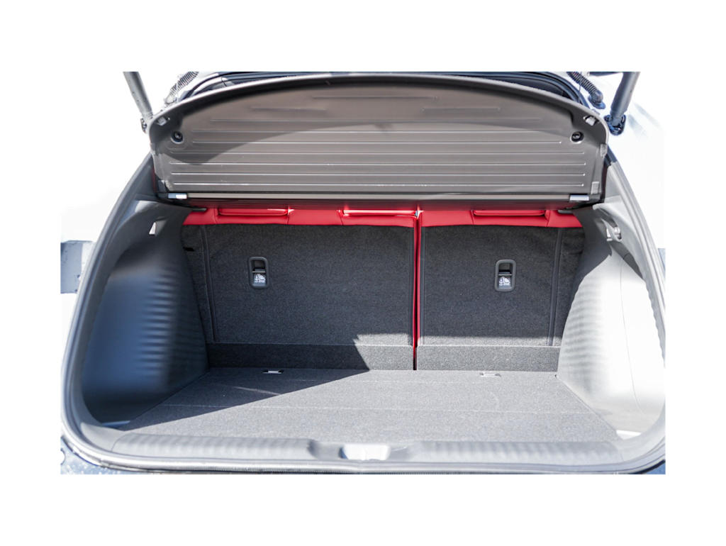 Thumbnail: 2025 Acura ADX - 18