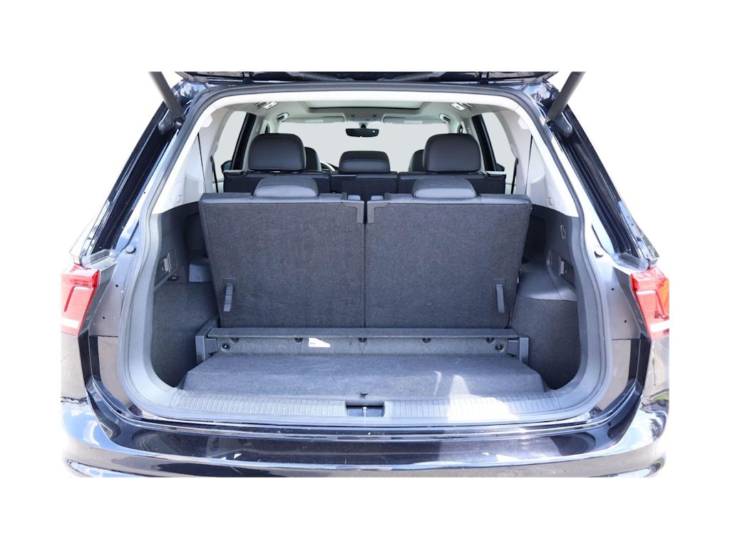 Thumbnail: 2019 Volkswagen Tiguan - 18
