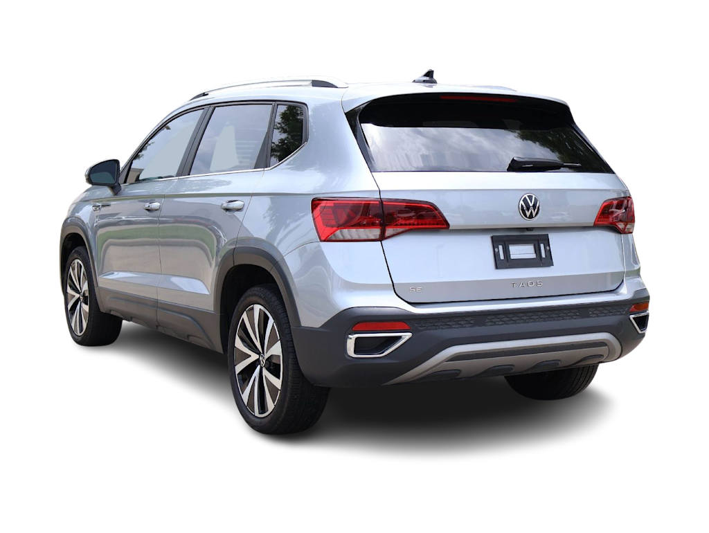 Thumbnail: 2022 Volkswagen Taos - 4