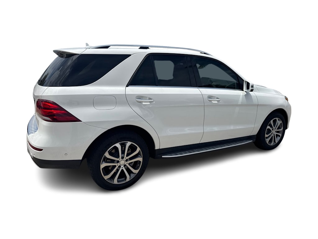 Thumbnail: 2017 Mercedes-Benz GLE - 9