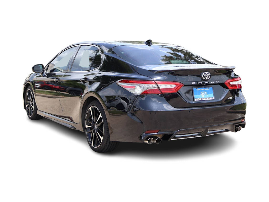 Thumbnail: 2018 Toyota Camry - 4