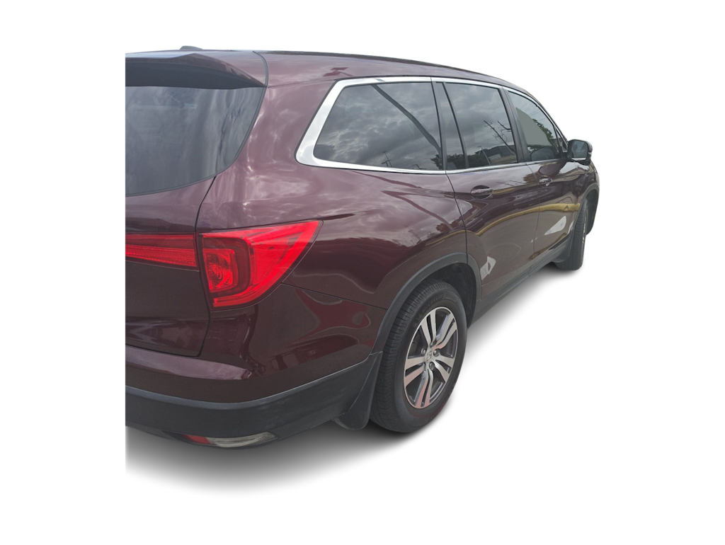 Thumbnail: 2016 Honda Pilot - 11