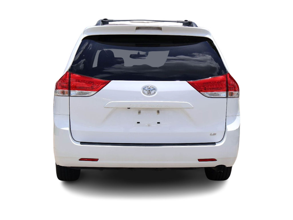 Thumbnail: 2014 Toyota Sienna - 5