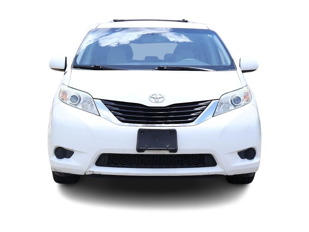 Thumbnail: 2014 Toyota Sienna - 6