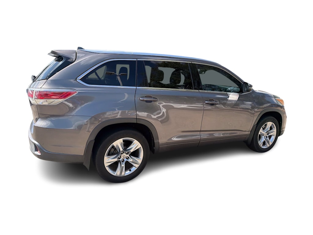 Thumbnail: 2015 Toyota Highlander - 7