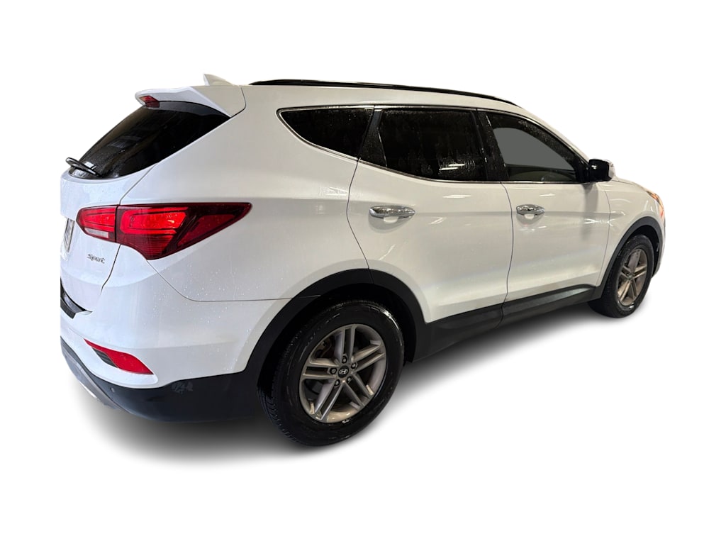 Thumbnail: 2017 Hyundai Santa Fe - 8