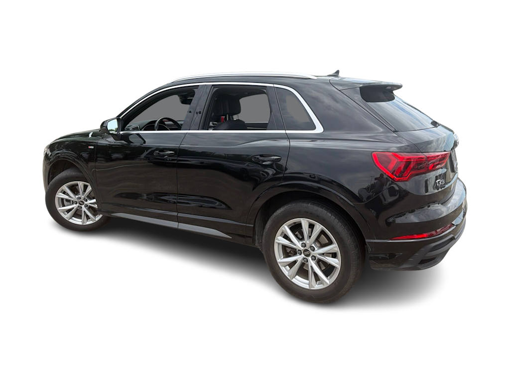 Thumbnail: 2023 Audi Q3 - 4