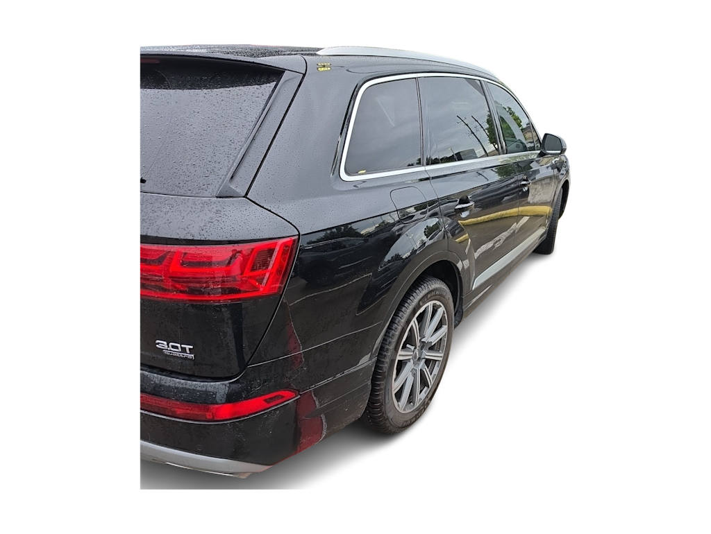 Thumbnail: 2018 Audi Q7 - 11
