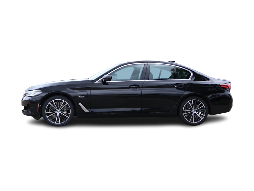 Thumbnail: 2023 BMW 5 Series - 3