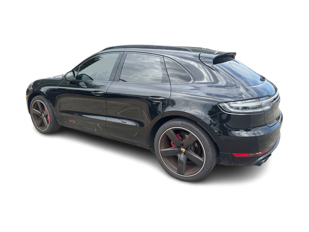 Thumbnail: 2021 Porsche Macan - 3