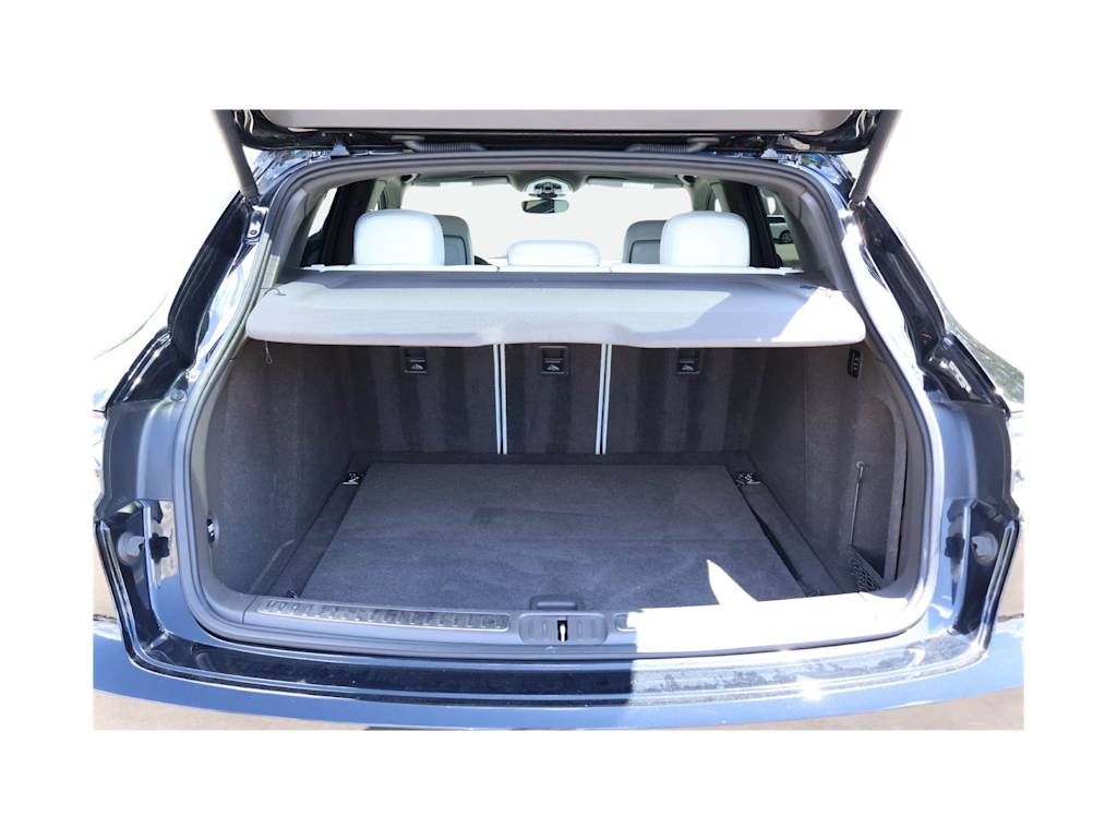 Thumbnail: 2021 Porsche Macan - 16