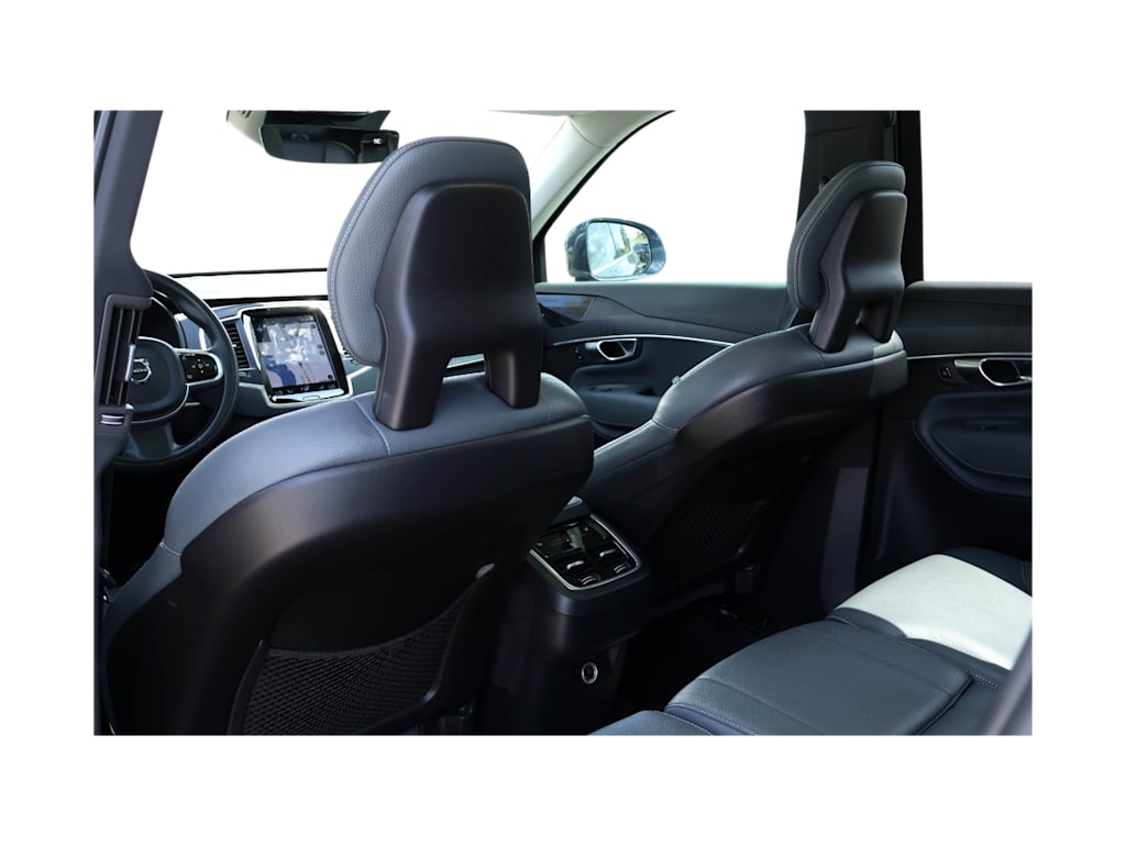 Thumbnail: 2020 Volvo XC90 - 21