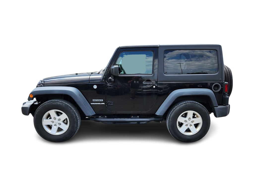 Thumbnail: 2016 Jeep Wrangler - 3