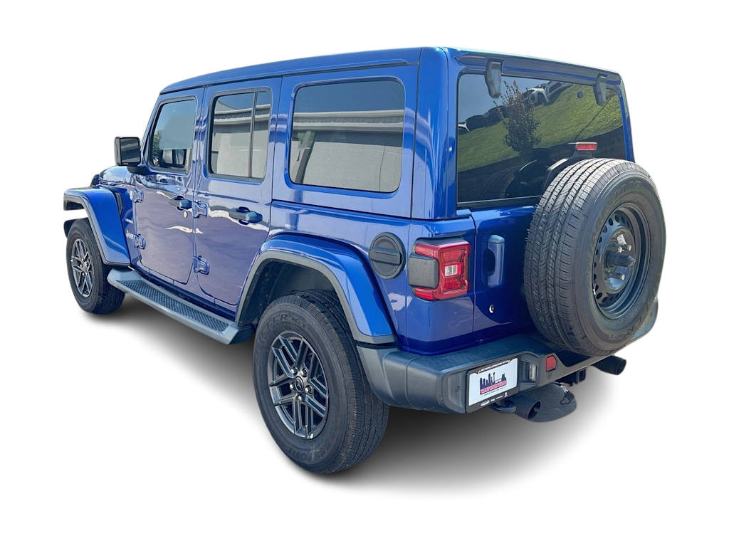 Thumbnail: 2019 Jeep Wrangler - 4