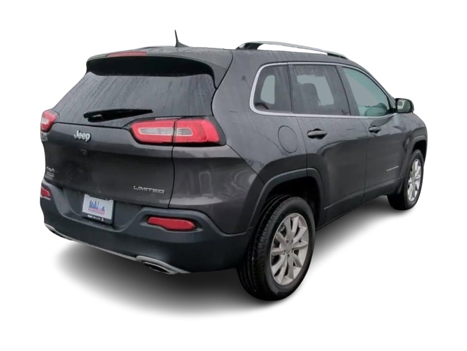 Thumbnail: 2017 Jeep Cherokee - 23