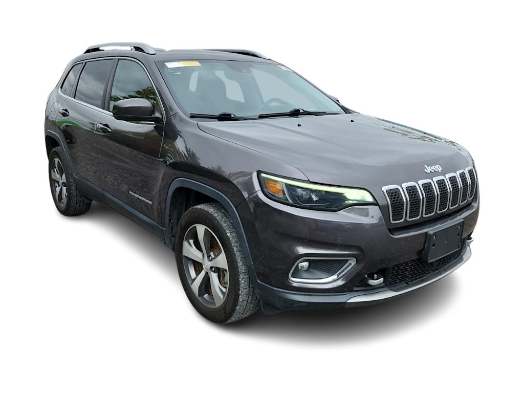 Thumbnail: 2021 Jeep Cherokee - 17
