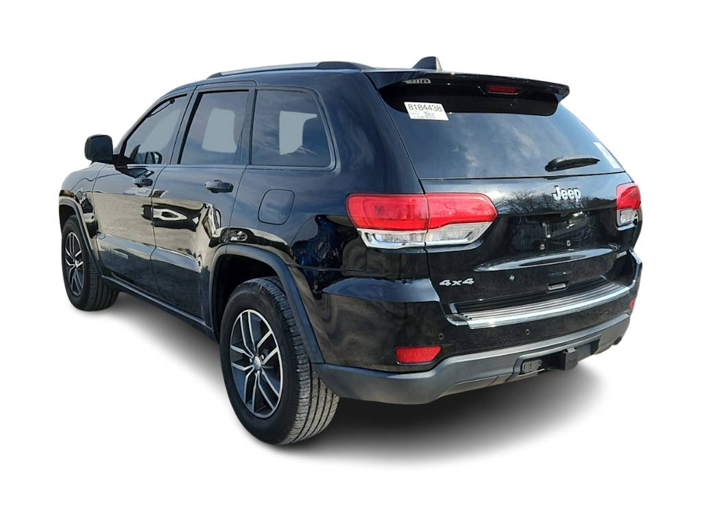 Thumbnail: 2017 Jeep Grand Cherokee - 4