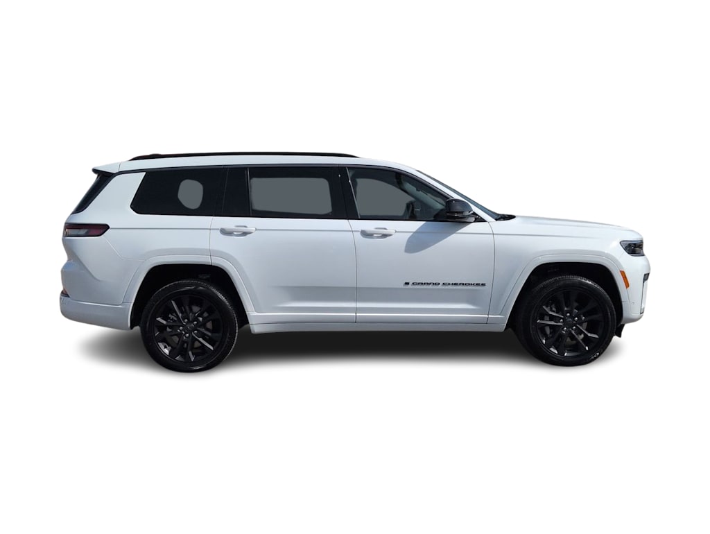 Thumbnail: 2026 Jeep Grand Cherokee L - 22