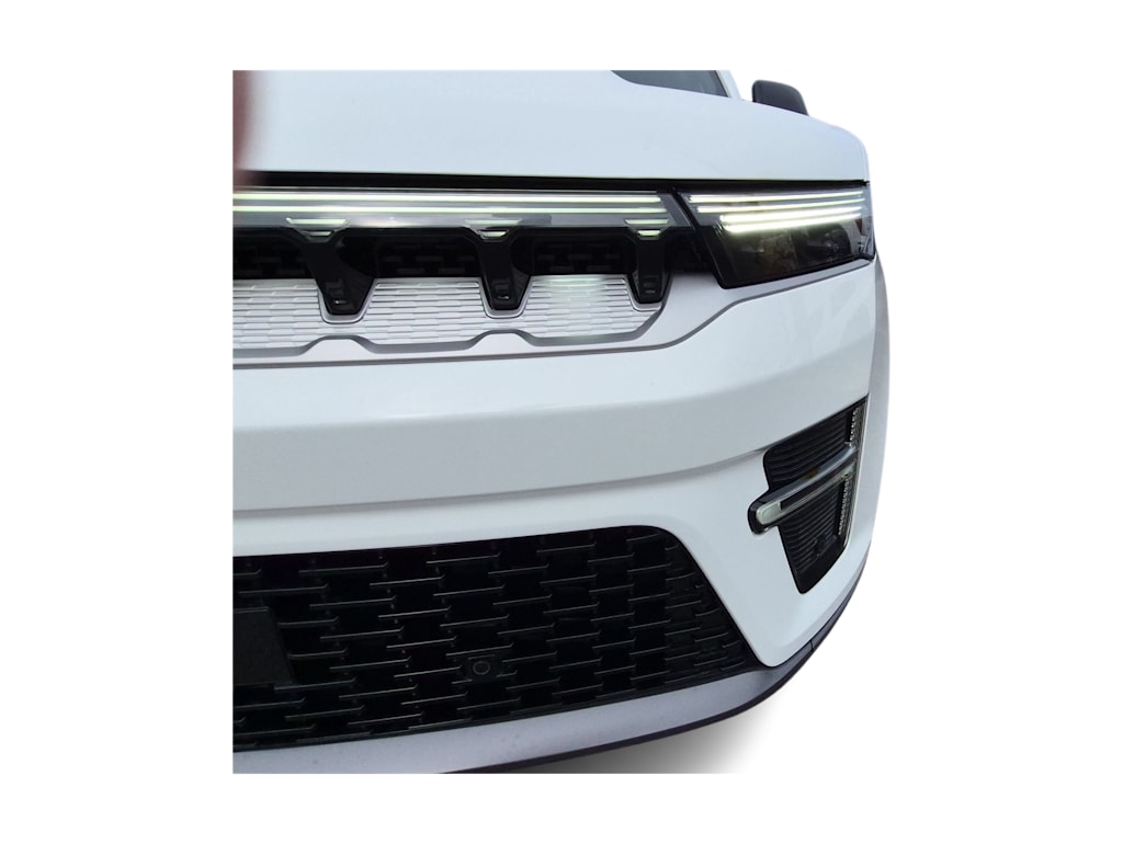 Thumbnail: 2026 Jeep Grand Wagoneer - 21