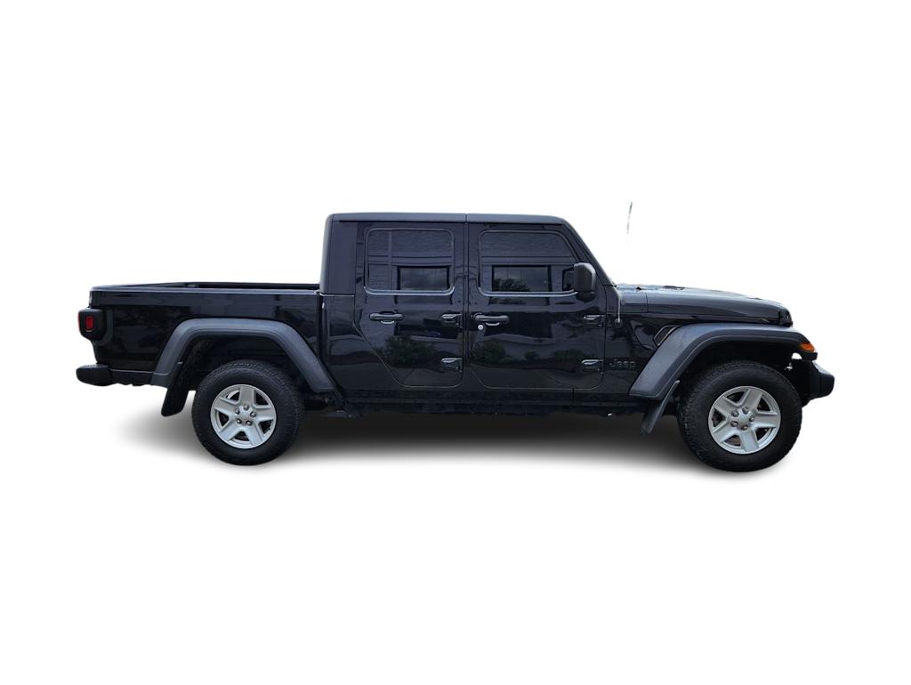 Thumbnail: 2020 Jeep Gladiator - 17