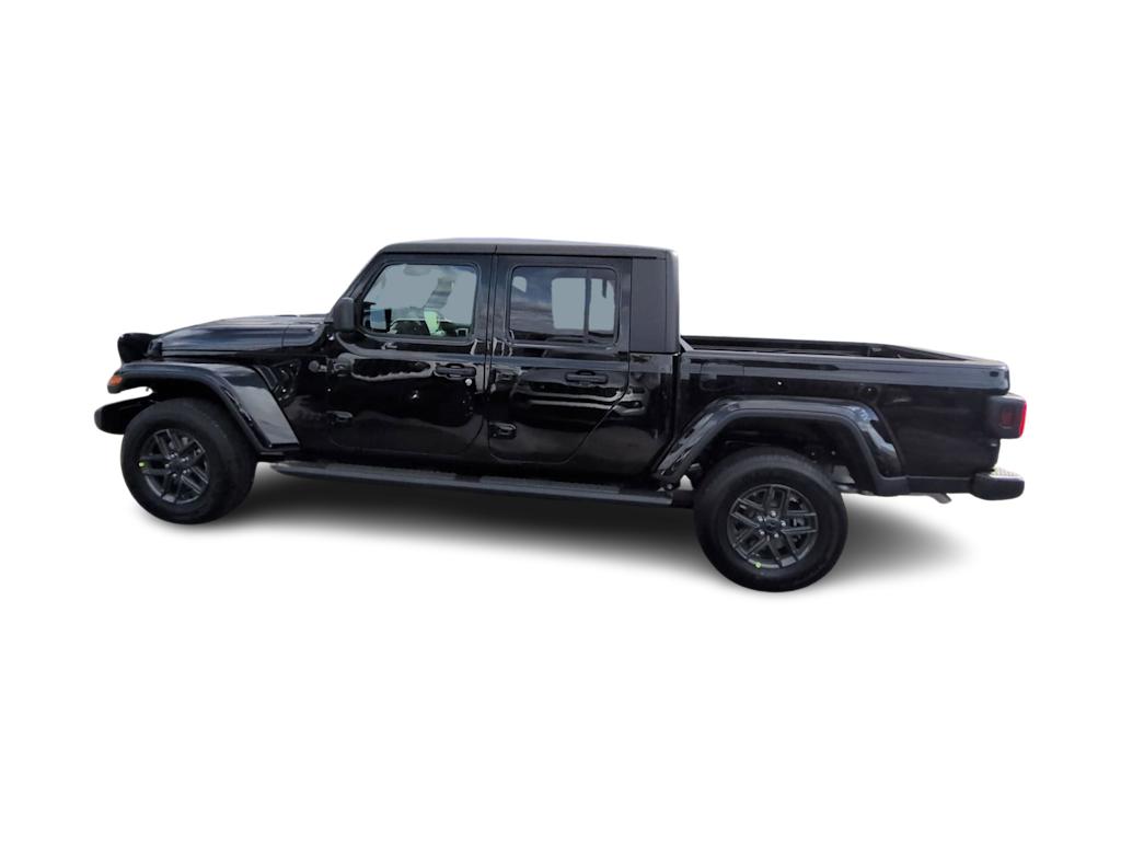 Thumbnail: 2026 Jeep Gladiator - 3