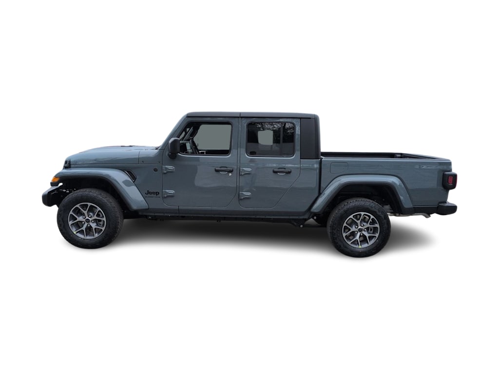 Thumbnail: 2026 Jeep Gladiator - 3